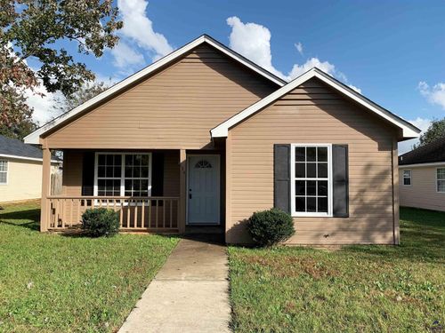 134 Kensington Cir, Warner Robins, GA, 31093-1330 | Card Image