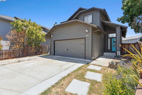 165 Audrey Pl, Vacaville, CA, 95687-6902 | Card Image