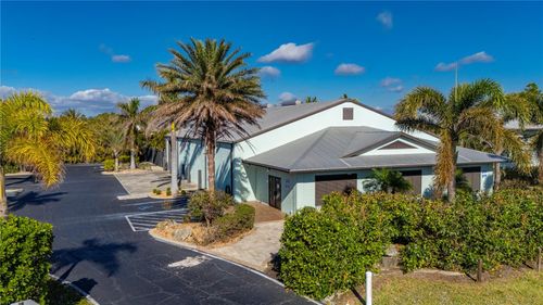 8270 Pascal Dr, PUNTA GORDA, FL, 33950-4726 | Card Image