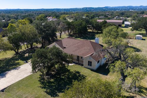1216 Kings Ranch Rd, Bandera, TX, 78003-4437 | Card Image