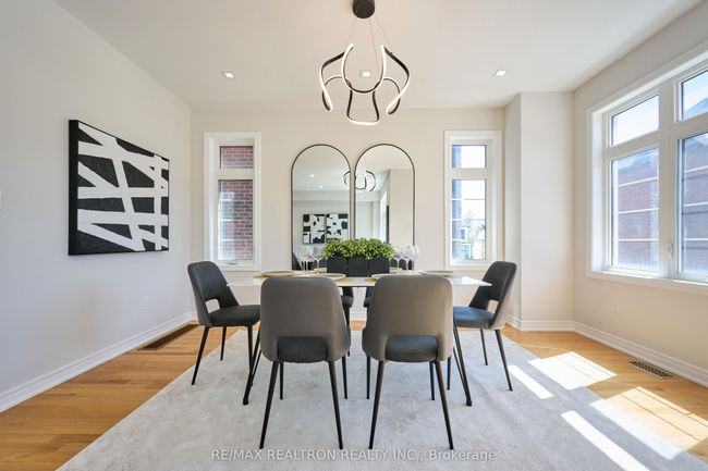 10 Globemaster Lane, House attached with 3 bedrooms, 4 bathrooms and 1 parking in Richmond Hill ON | Image 12
