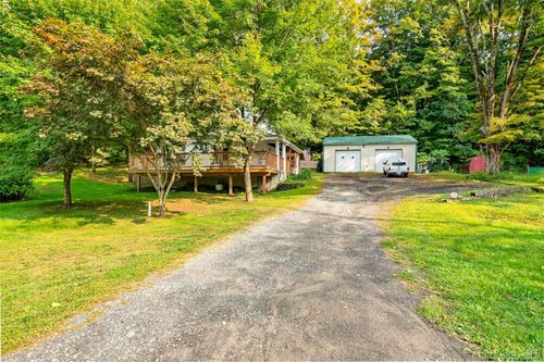 46 Neversink Dr, Port Jervis, NY, 12771-3803 | Card Image