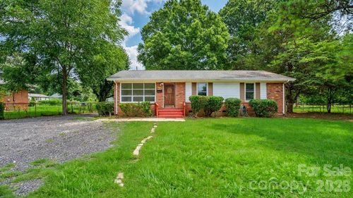 634 Kentbrook Dr, Charlotte, NC, 28213-6716 | Card Image