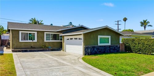 2402 Robinson St, Redondo Beach, CA, 90278-2138 | Card Image
