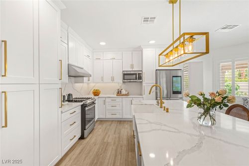 9615 Sedona Hills Ct, Las Vegas, NV, 89147-8037 | Card Image