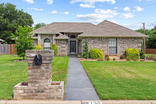 129 Ne Brushy Mound Rd, Burleson, TX, 76028-2521 | Card Image