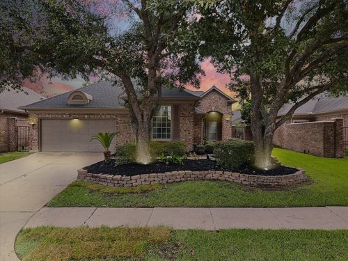 1523 Orchard Park Dr, Houston, TX, 77077-1570 | Card Image