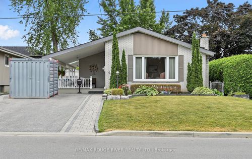 15 Fourth St, Bowmanville, ON, L1C2G2 | Card Image