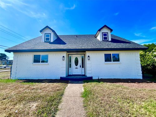 1605 Indian Summer Trl, Dallas, TX, 75241-2712 | Card Image