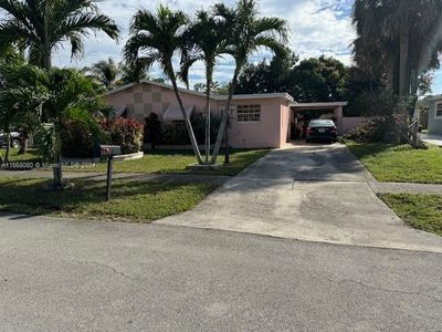 6570 Nw 6th Ct, House other with 4 bedrooms, 2 bathrooms and null parking in Margate FL | Image 2