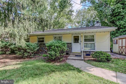 23 Rampart W, MEDIA, PA, 19063-5235 | Card Image