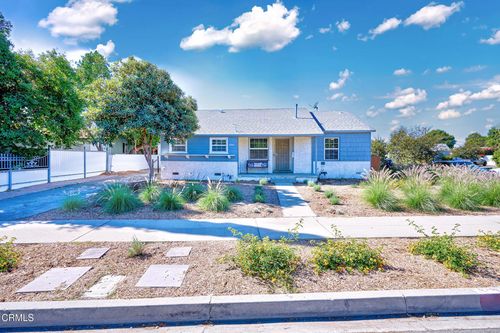 7927 Aldea Ave, Van Nuys, CA, 91406-1002 | Card Image