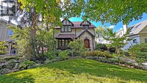 60 Burnhamthorpe Crescent, Toronto (Islington-City Centre West), ON, M9B6G8 | Card Image