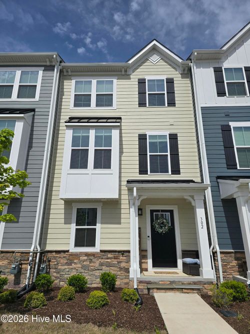 302 Fost Blvd, Moyock, NC, 27958-7016 | Card Image