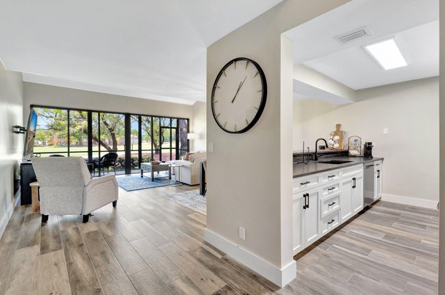 295 Old Meadow Way, Condo with 2 bedrooms, 2 bathrooms and null parking in Palm Beach Gardens FL | Image 13