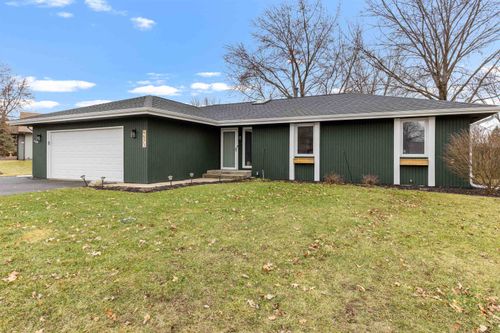 9573 Twin Deer Run, Roscoe, IL, 61073-8351 | Card Image