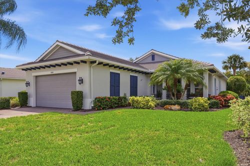5029 Lake Overlook Ave, BRADENTON, FL, 34208-5711 | Card Image