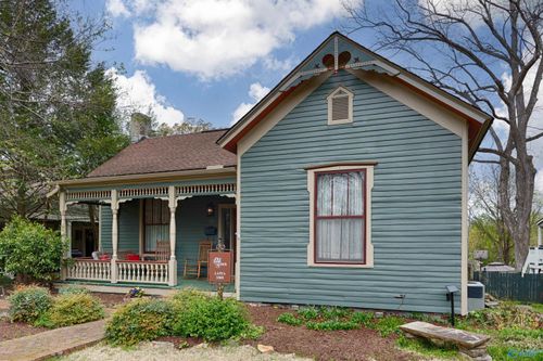 125 Walker Ave Ne, Huntsville, AL, 35801-4740 | Card Image