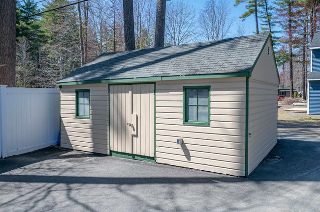 1011 Collettes Grove Rd, House other with 2 bedrooms, 1 bathrooms and null parking in Derry NH | Image 25