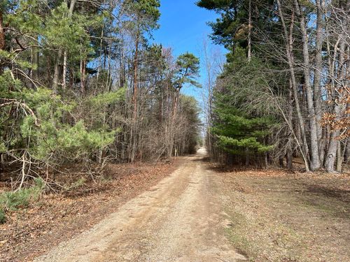 4-0 Leapfrog Ln, Fennville, MI, 49408 | Card Image