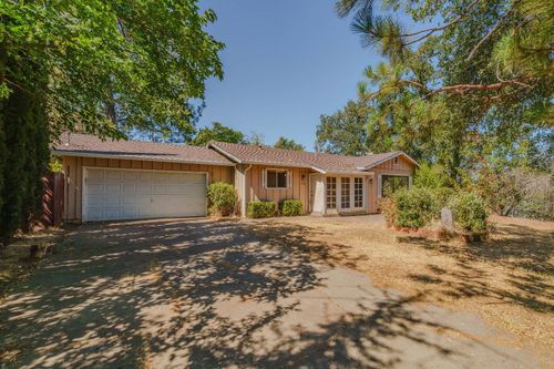 420 E Main St, Ione, CA, 95640-9225 | Card Image
