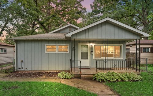 427 S Lawrence Street, Hobart, IN, 46342 | Card Image