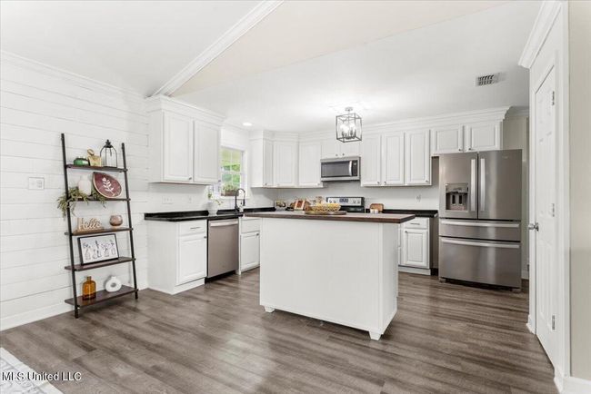 Kitchen | Image 4