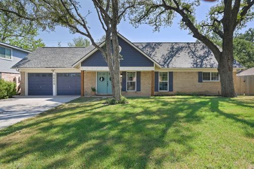 5605 Exeter Dr, Austin, TX, 78723-3519 | Card Image