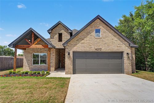 4212 Fairview Rd, Bartlesville, OK, 74006-7148 | Card Image