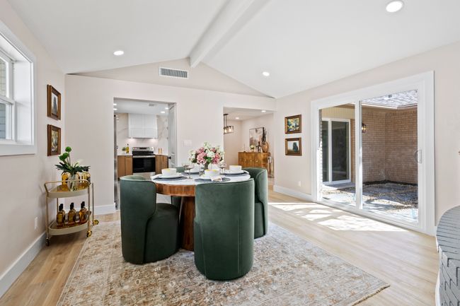 10528 Swallow Ln, House other with 3 bedrooms, 2 bathrooms and null parking in Dallas TX | Image 11
