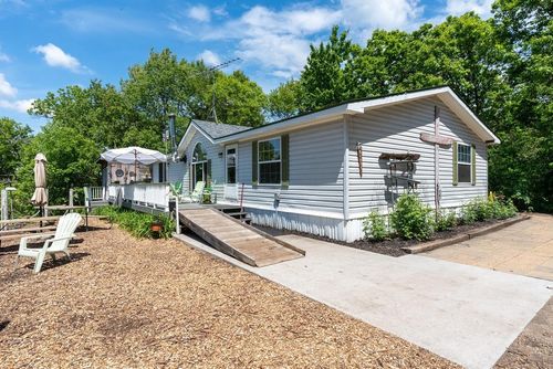 1024 385th St, MAIDEN ROCK, WI, 54750-8635 | Card Image