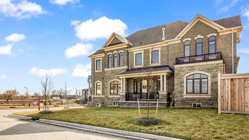 37 Jura Cres, Brampton, ON, L6P4R3 | Card Image