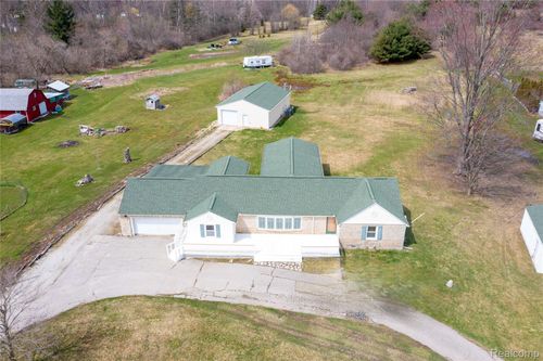 5428 Gratiot Ave, Saint Clair, MI, 48079-1427 | Card Image