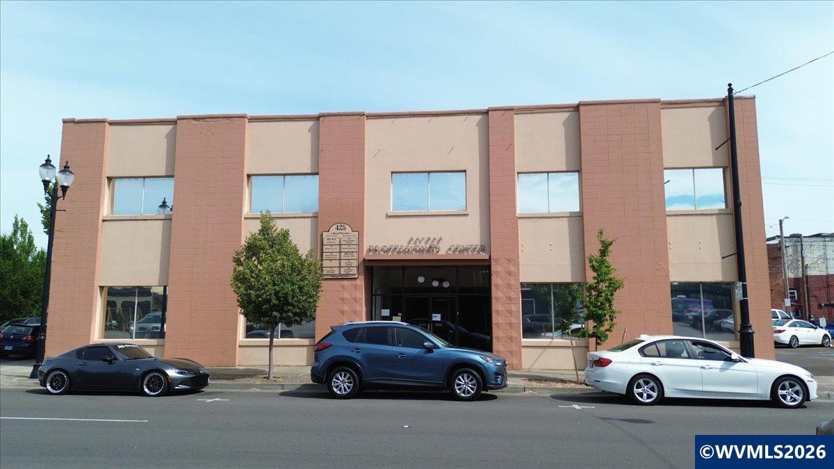 Commercial Sale in Albany