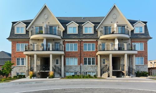 1704-2420 Baronwood Dr, Oakville, ON, L6M0X6 | Card Image