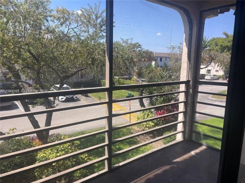 20219-20825 Ne 8th Ct, Miami, FL, 33179-1953 | Card Image