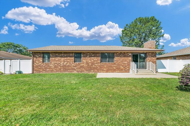 306 Wesley Ave, House other with 3 bedrooms, 2 bathrooms and 2 parking in Savoy IL | Image 30