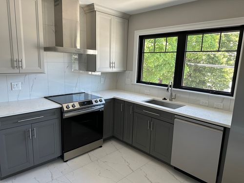 2-41 Cornell St, Arlington, MA, 02474-3403 | Card Image