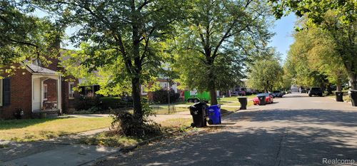 10508 Nottingham Rd, Detroit, MI, 48224-1783 | Card Image