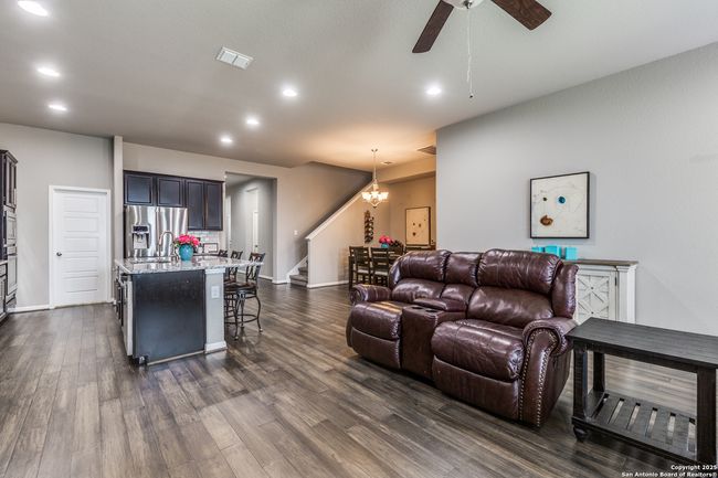 30638 Horseshoe Path, House other with 4 bedrooms, 4 bathrooms and null parking in Bulverde TX | Image 8