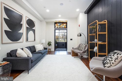 a-1613 N 33rd St, PHILADELPHIA, PA, 19121-2467 | Card Image