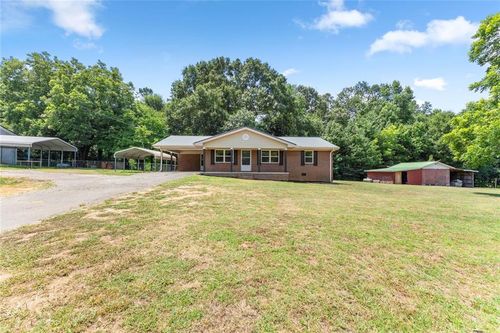 6018 Highway 52, Gillsville, GA, 30543-2123 | Card Image