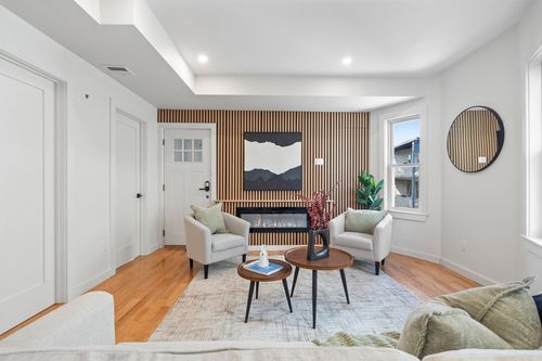 apt-2-33 Kenberma Rd, Boston, MA, 02124-1188 | Card Image
