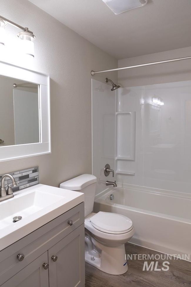 APT-2 - 1133 Fortner St, Condo with 3 bedrooms, 1 bathrooms and null parking in Ontario OR | Image 9