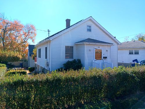 48 Macnamara St, Waterbury, CT, 06708-4713 | Card Image