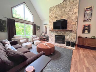 H-32 - 4J Trailside Village Way, Condo with 4 bedrooms, 1 bathrooms and null parking in Dover VT | Image 3