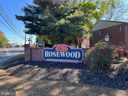 511 Garnet Dr, BURLINGTON, NJ, 08016-4712 | Card Image