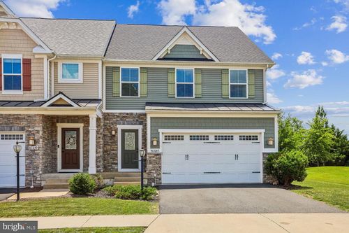 41657 Mcmonagle Sq, ALDIE, VA, 20105-6011 | Card Image