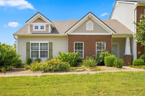 949 Seven Oaks Blvd, Smyrna, TN, 37167-6464 | Card Image