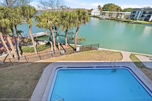 303-11901 Lagoon Ln, Treasure Island, FL, 33706-5158 | Card Image